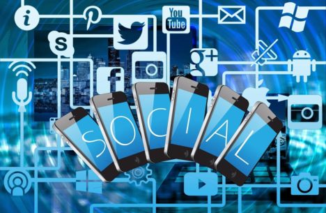 Réseaux sociaux stratégie SEM